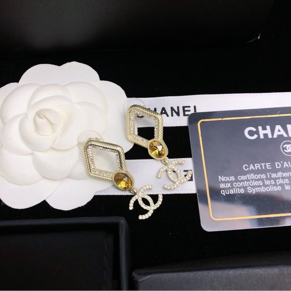 CHANEL Gold and Silver Diamond-Shaped Earrings - Picture 7 of 8